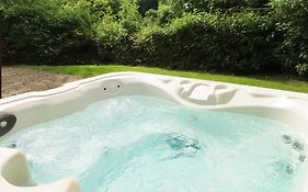 Herons Brook Retreat Lodges